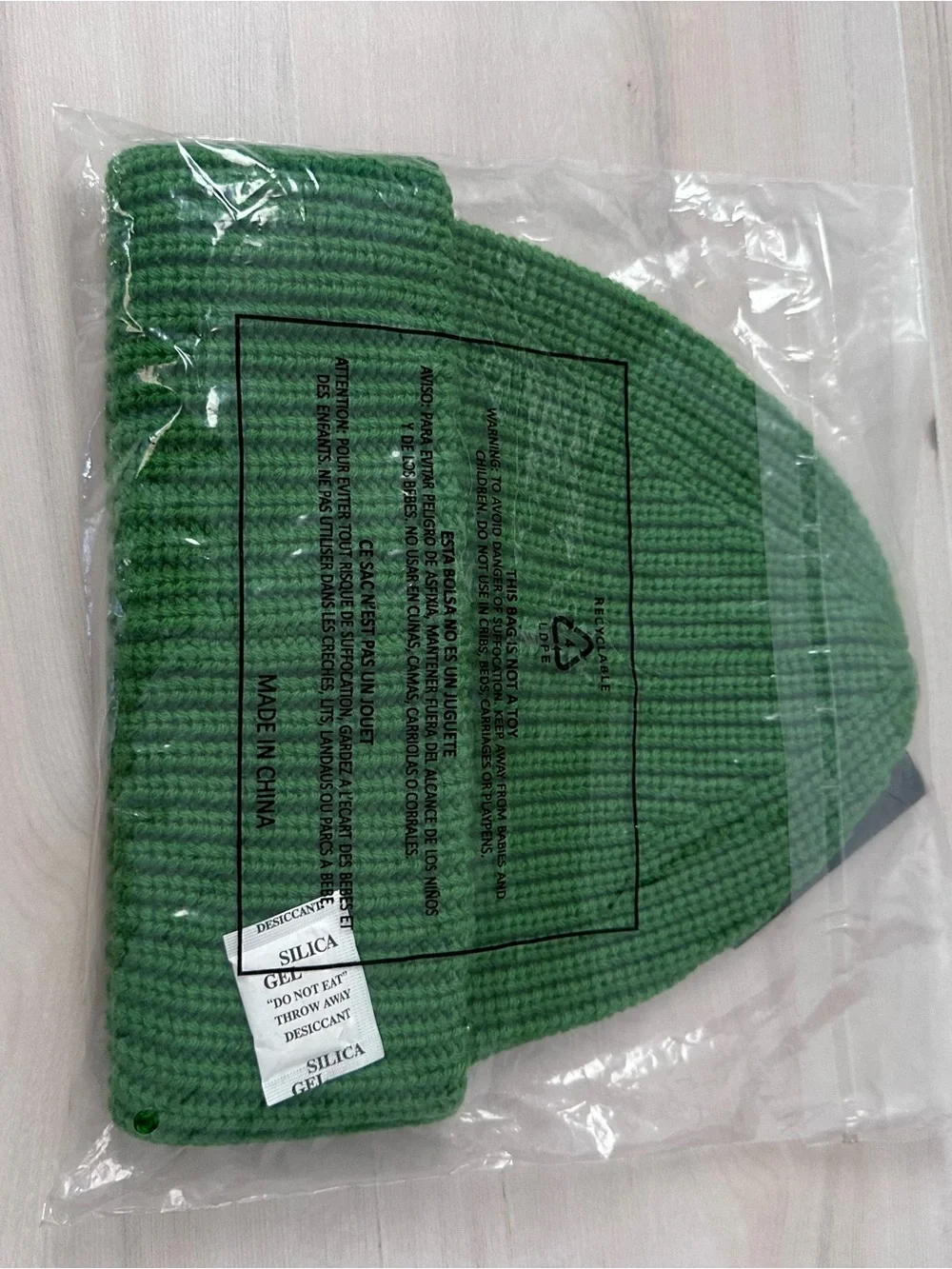 Kate Spade green Spade Cuff Beanie